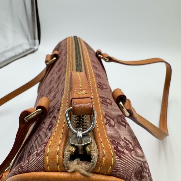 Vintage Dooney & Bourke Signature Small Barrel Bag - Picture 7 of 12